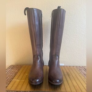 New Bussola women’s size 36 riding boots